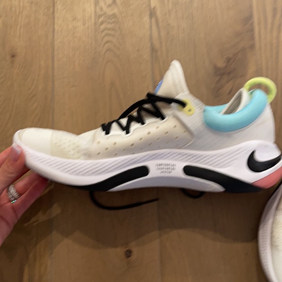 Nike Joyride Running Shoes - Picture 3 of 5